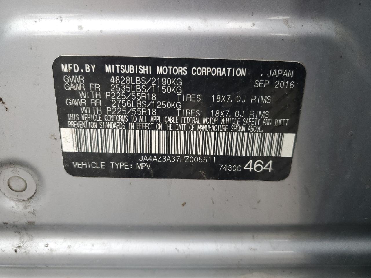 JA4AZ3A37HZ005511 2017 Mitsubishi Outlander Se