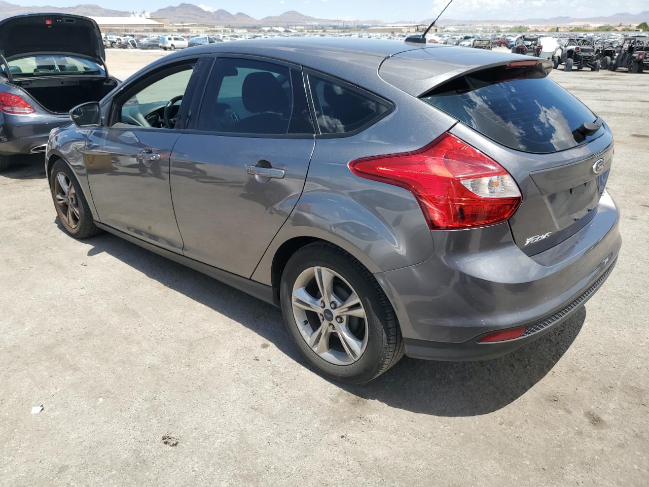 2014 Ford Focus Se vin: 1FADP3K24EL295578