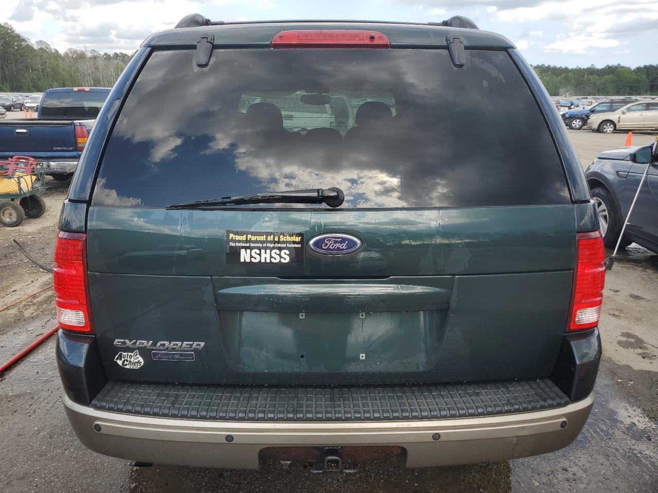 1FMZU74K84UB66907 2004 Ford Explorer Eddie Bauer