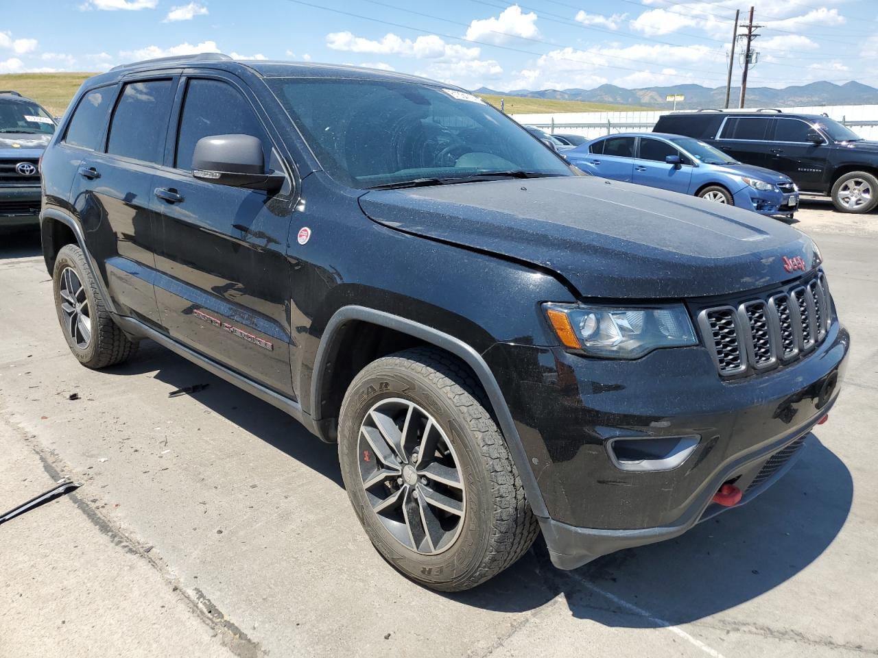 2018 Jeep Grand Cherokee Trailhawk vin: 1C4RJFLG8JC192610