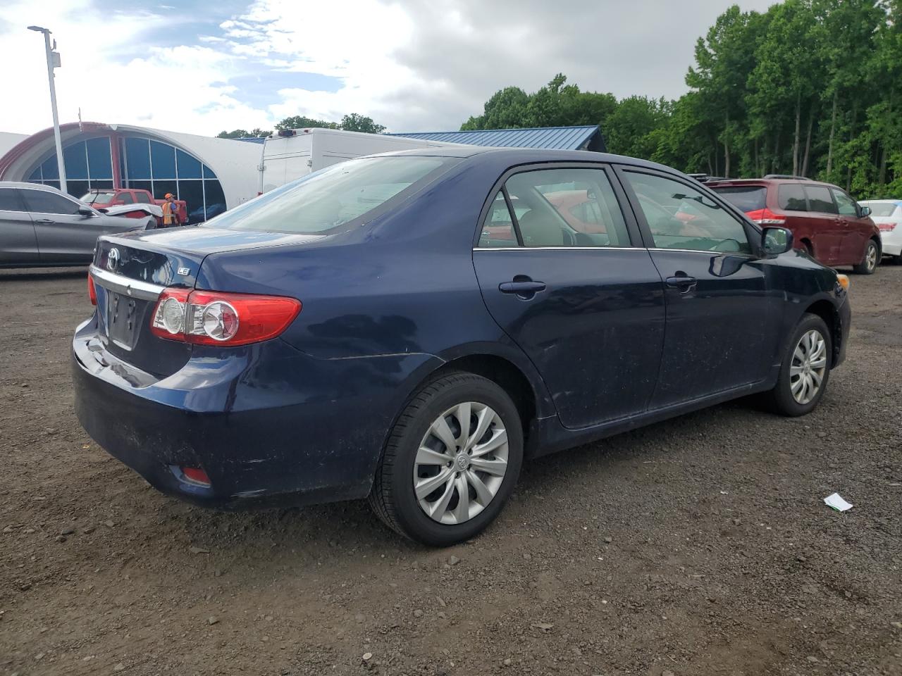 2T1BU4EE4DC089057 2013 Toyota Corolla Base