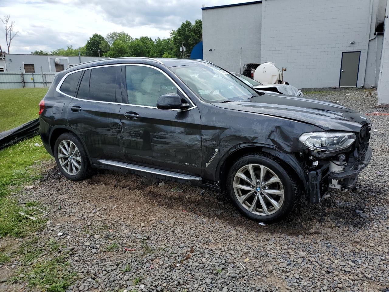 5UXTR9C56JLD58946 2018 BMW X3 xDrive30I