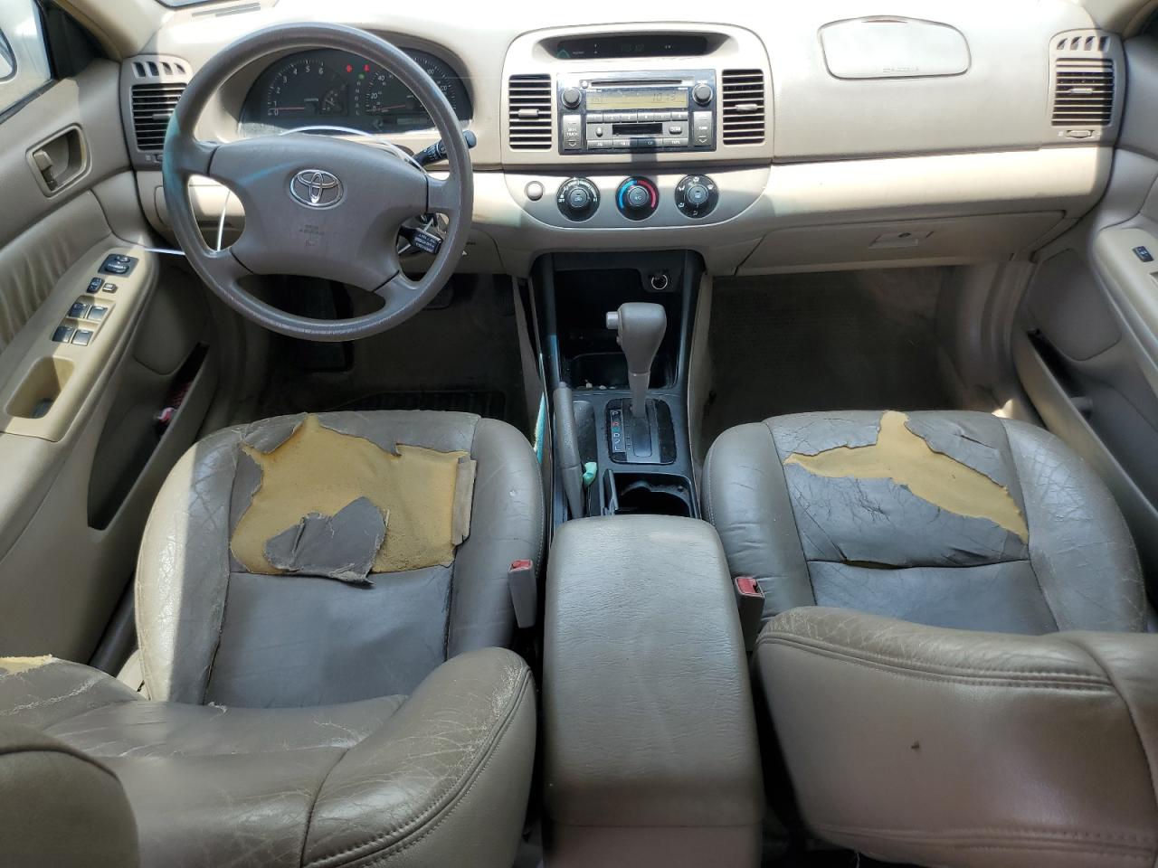 4T1BE32K53U132352 2003 Toyota Camry Le