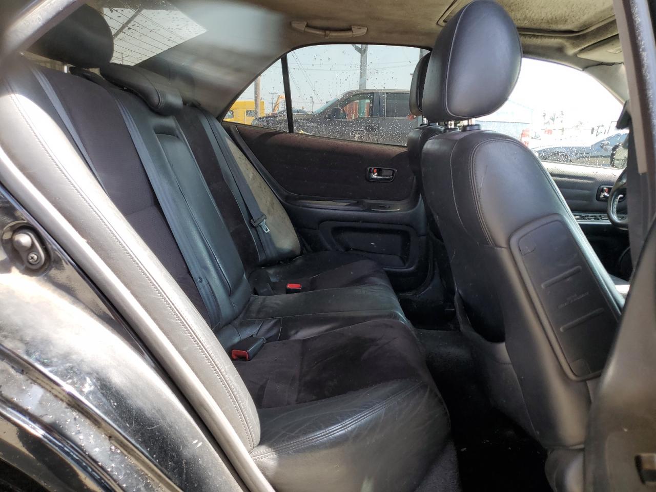 JTHBD182510029888 2001 Lexus Is 300