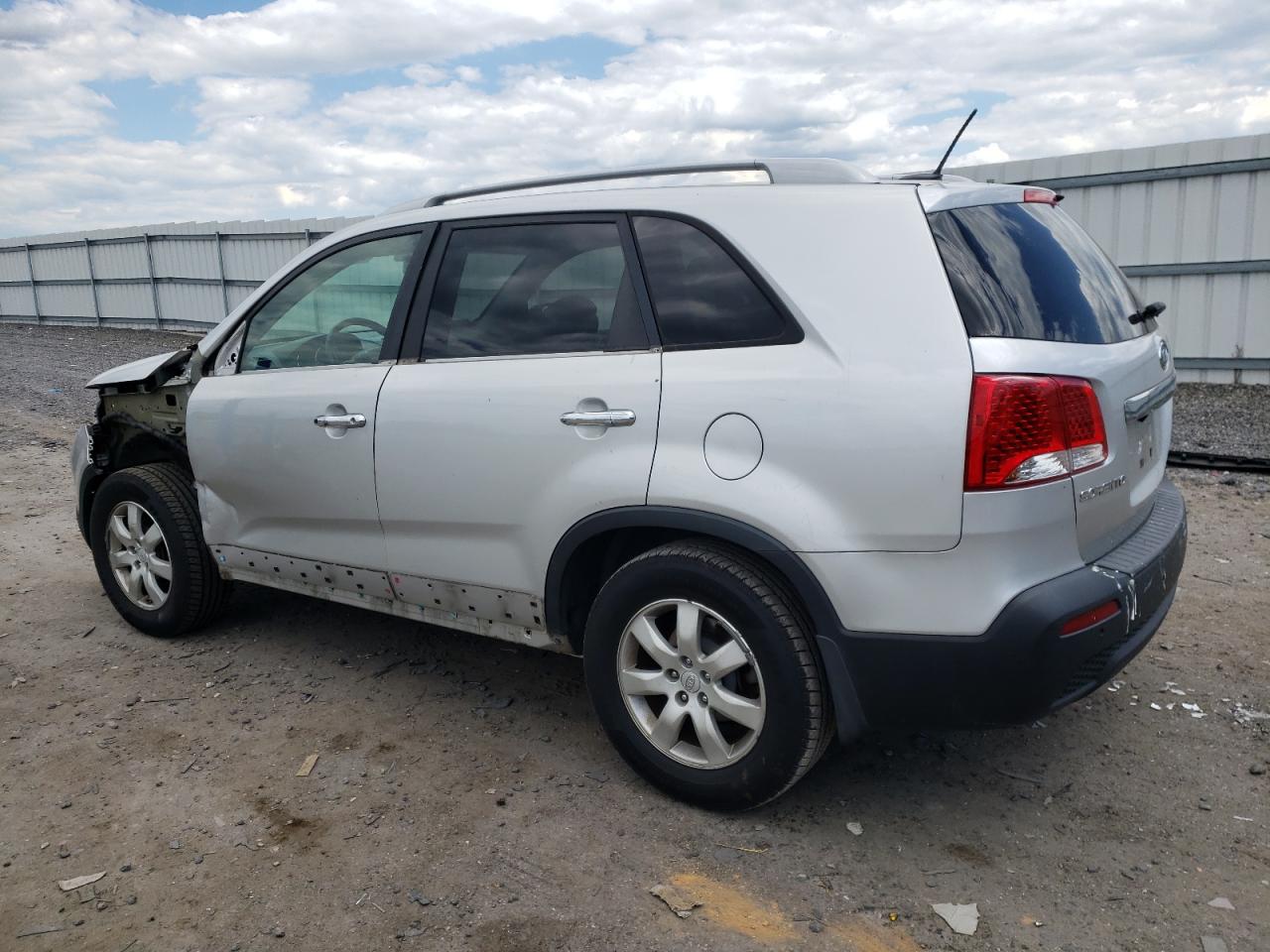 5XYKT3A19BG111054 2011 Kia Sorento Base