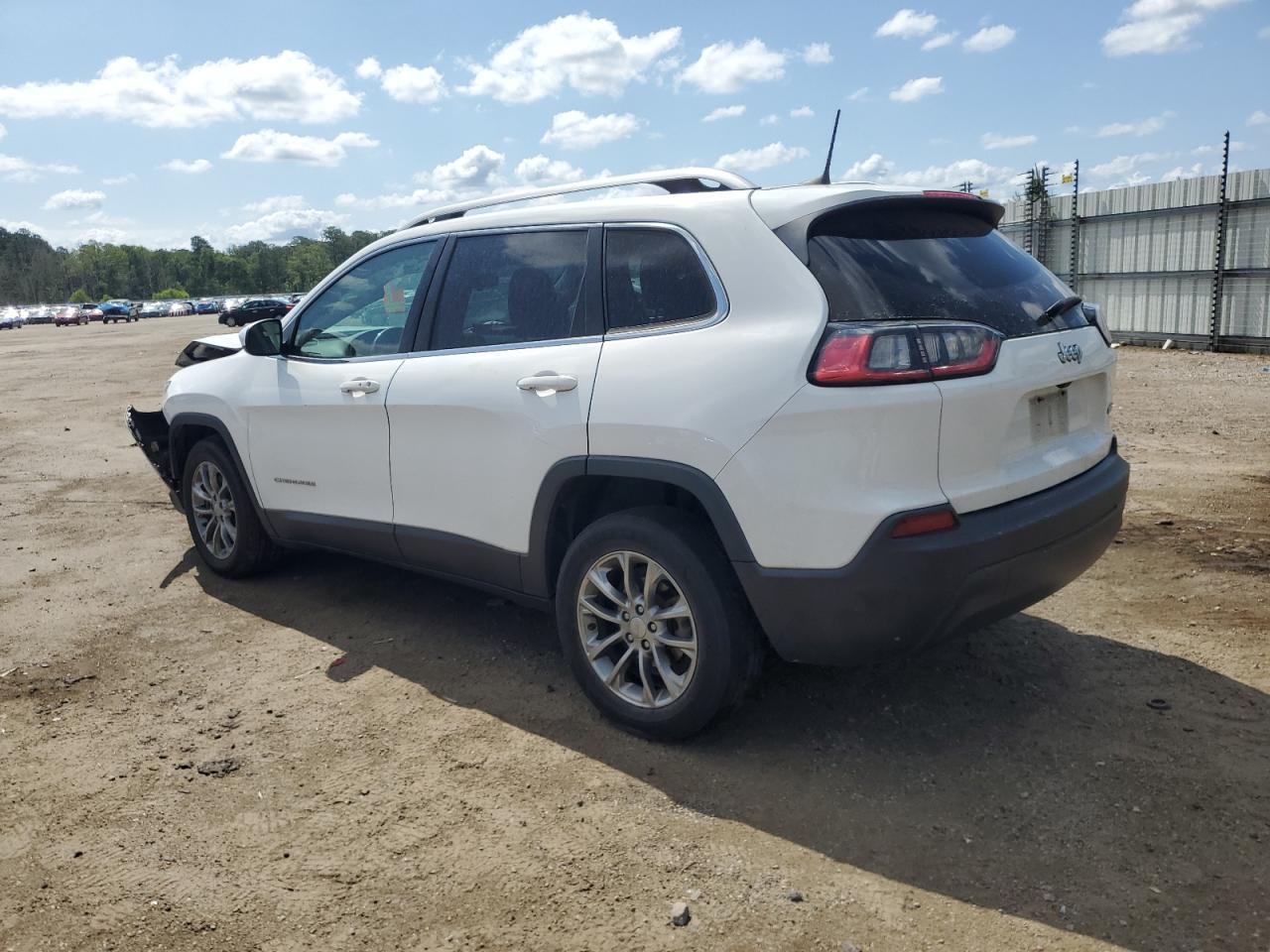 2019 Jeep Cherokee Latitude Plus vin: 1C4PJLLB2KD151833