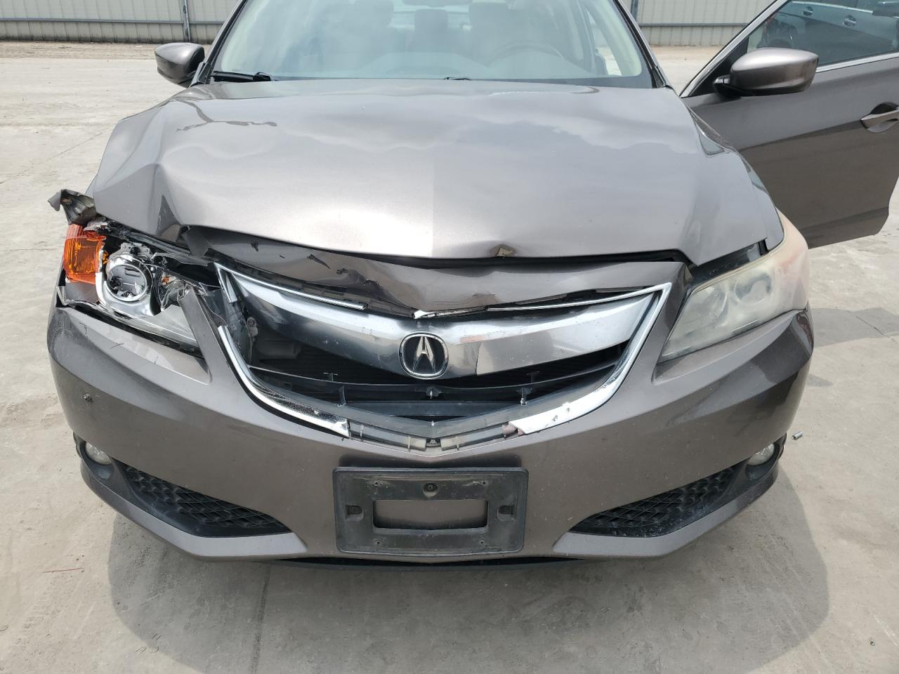 19VDE1F71DE018459 2013 Acura Ilx 20 Tech