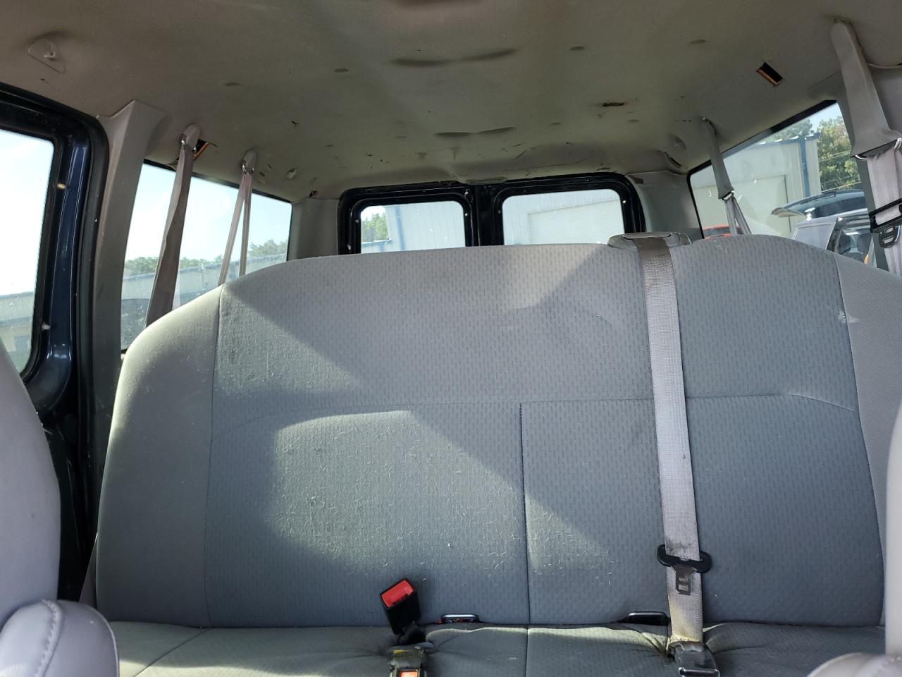 1FMRE11262HB27205 2002 Ford Econoline E150 Wagon