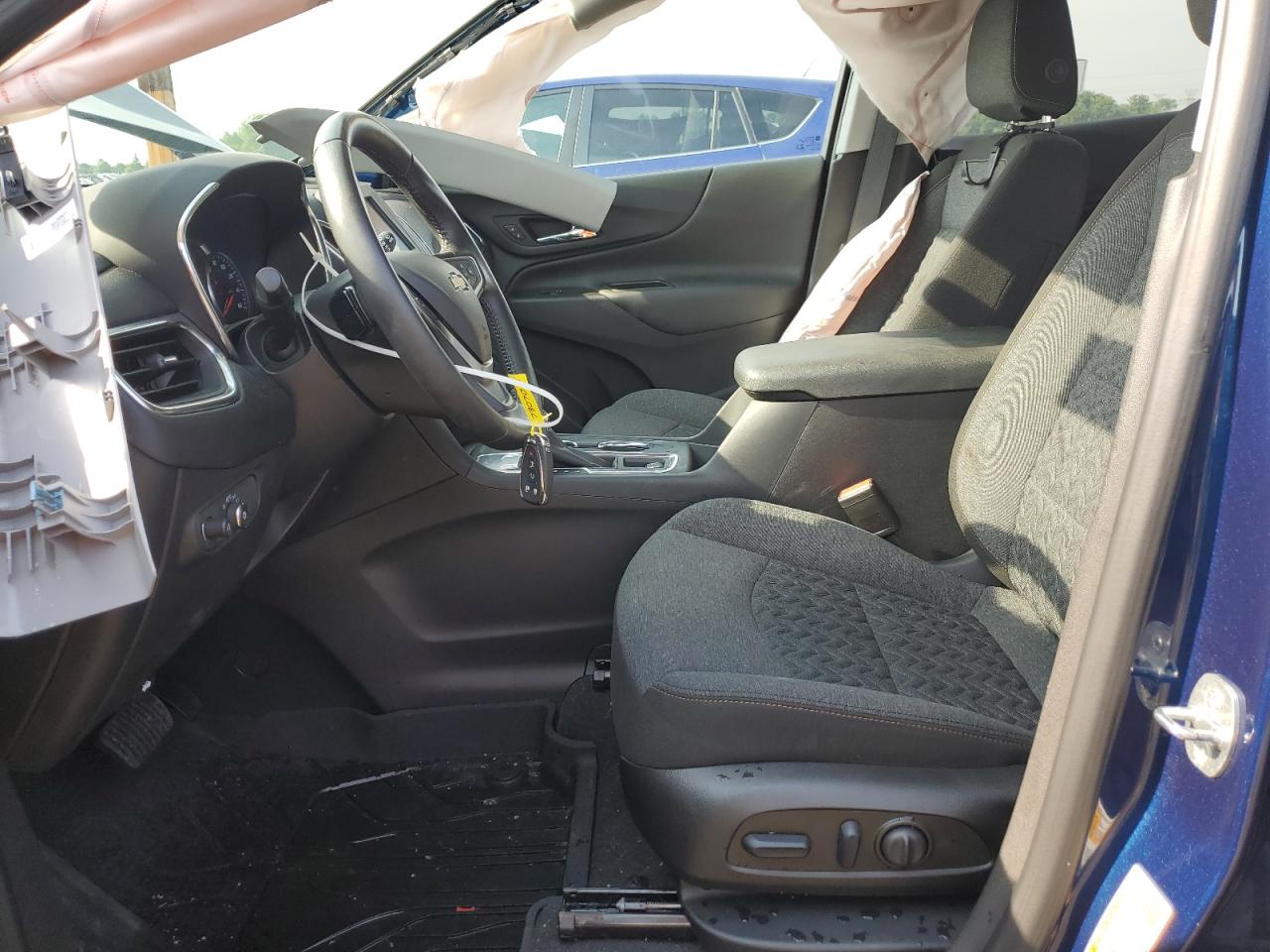 3GNAXKEVXNL268166 CHEVROLET EQUINOX 2022