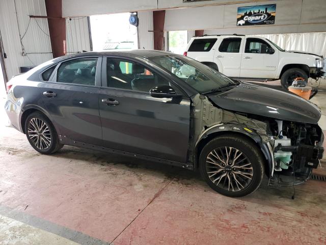 3KPF54AD8NE506176 Kia Forte GT L 4