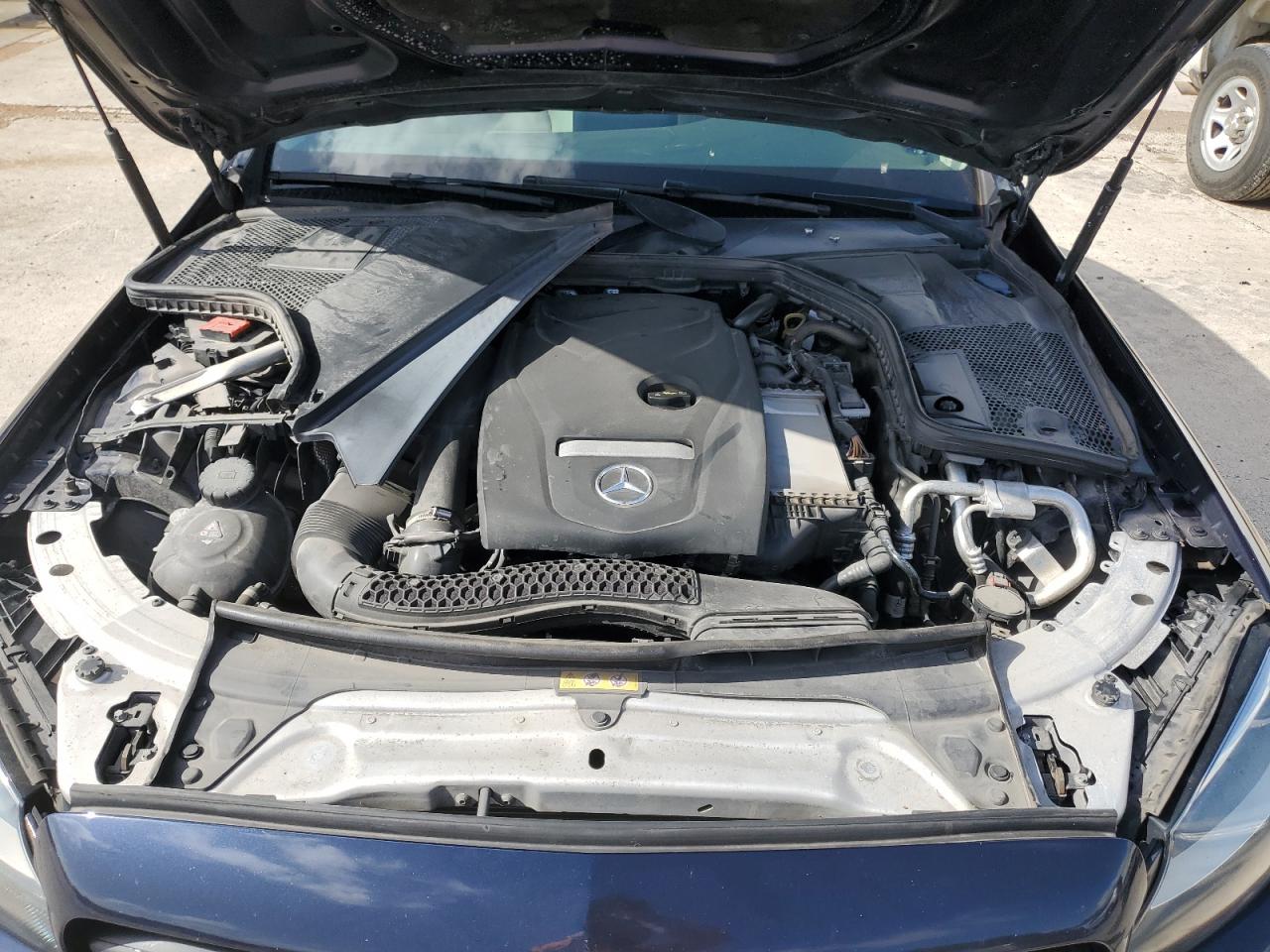 55SWF4JB0HU233419 2017 Mercedes-Benz C 300