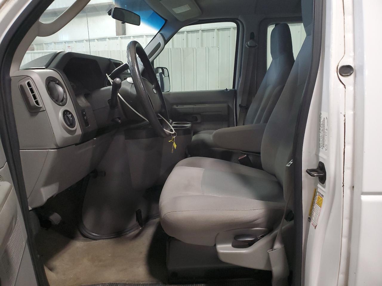 1FBSS3BL7EDA00819 2014 Ford Econoline E350 Super Duty Wagon