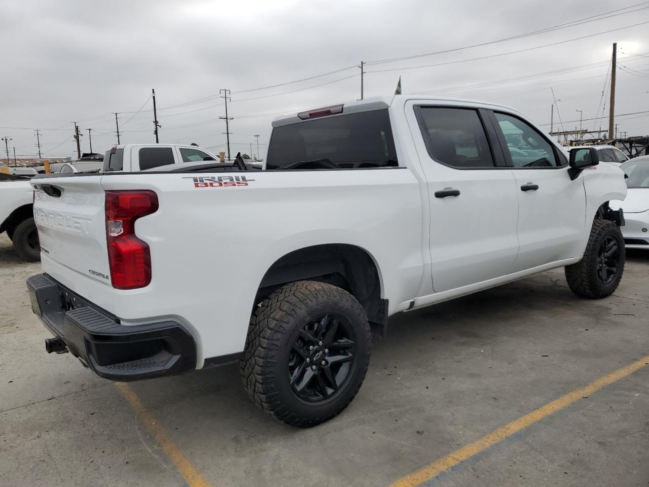 2023 Chevrolet Silverado K1500 Trail Boss Custom vin: 3GCUDCED8PG171541