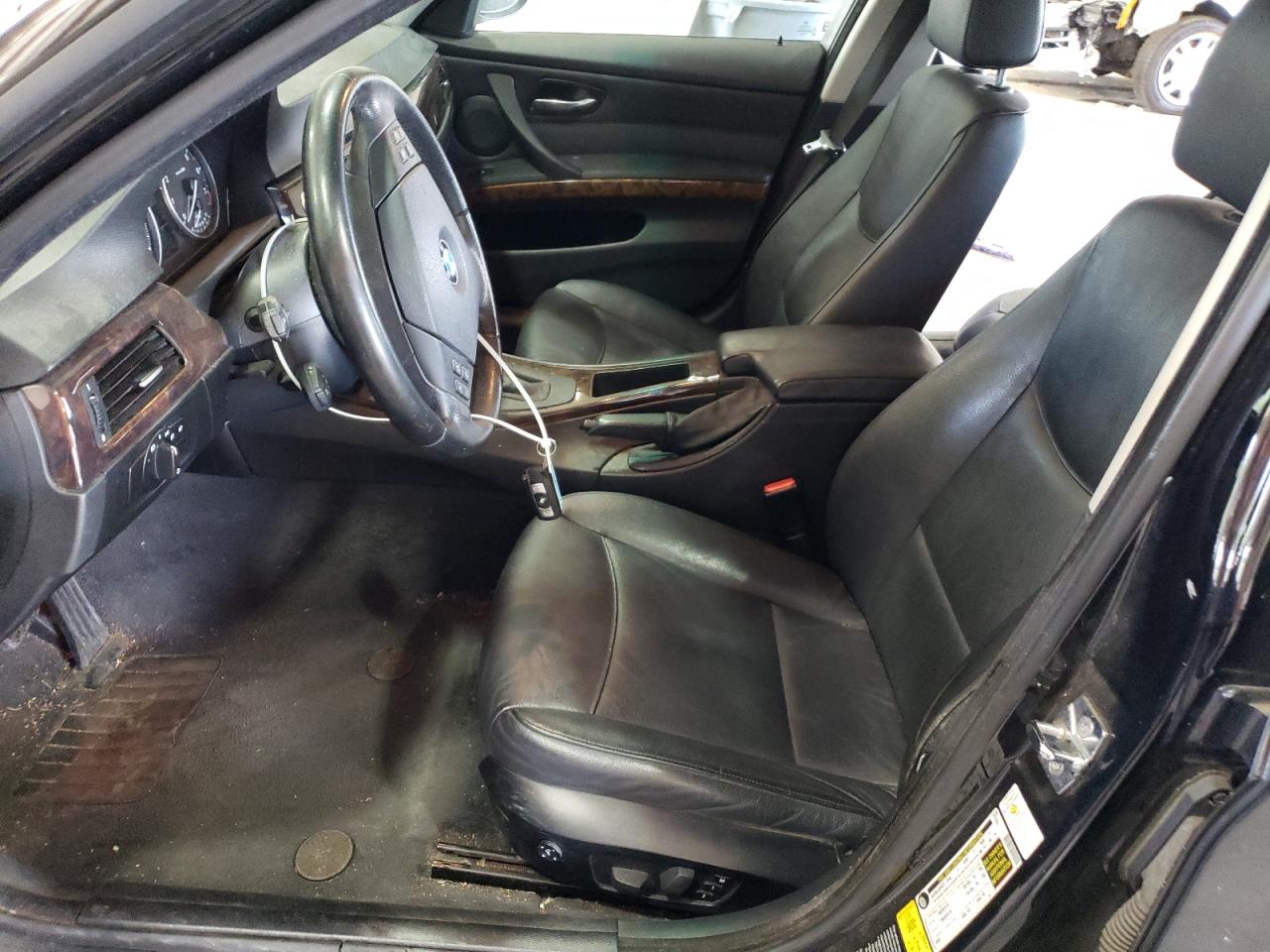 WBAVS13508FX16884 2008 BMW 328 It