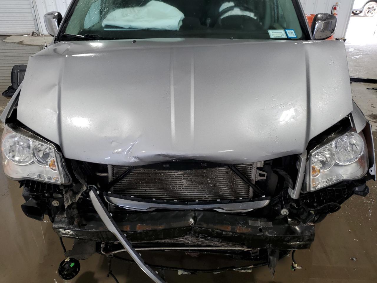 2C4RC1CG8FR574230 2015 Chrysler Town & Country Touring L