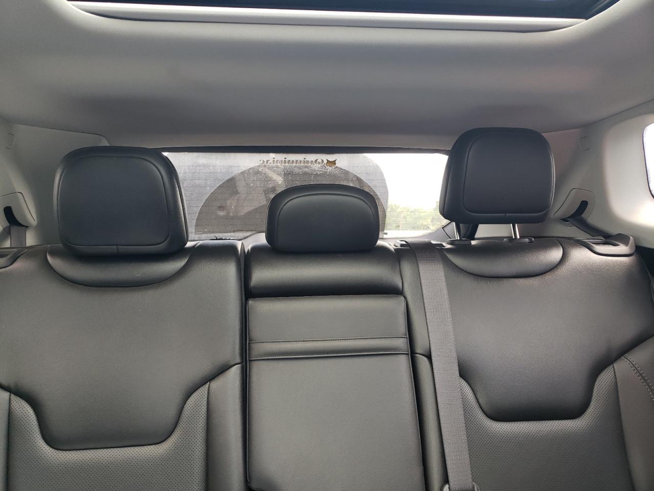 3C4NJDCB2KT714290 2019 Jeep Compass Limited