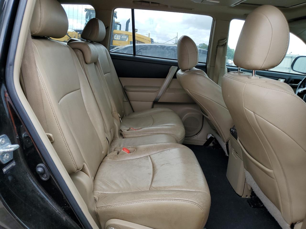 5TDZK3EH8CS052575 2012 Toyota Highlander Base