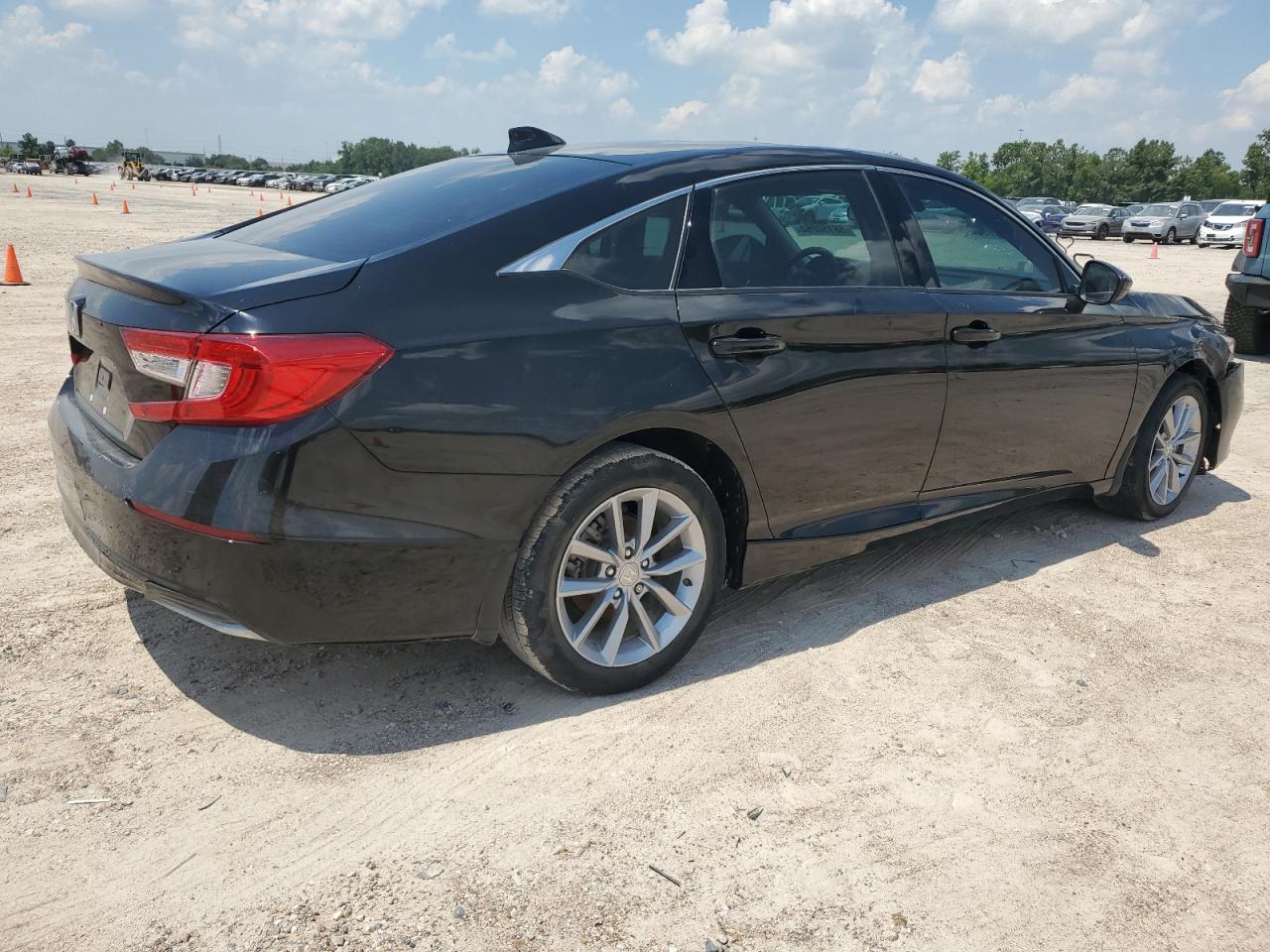 1HGCV1F19NA068210 2022 Honda Accord Lx