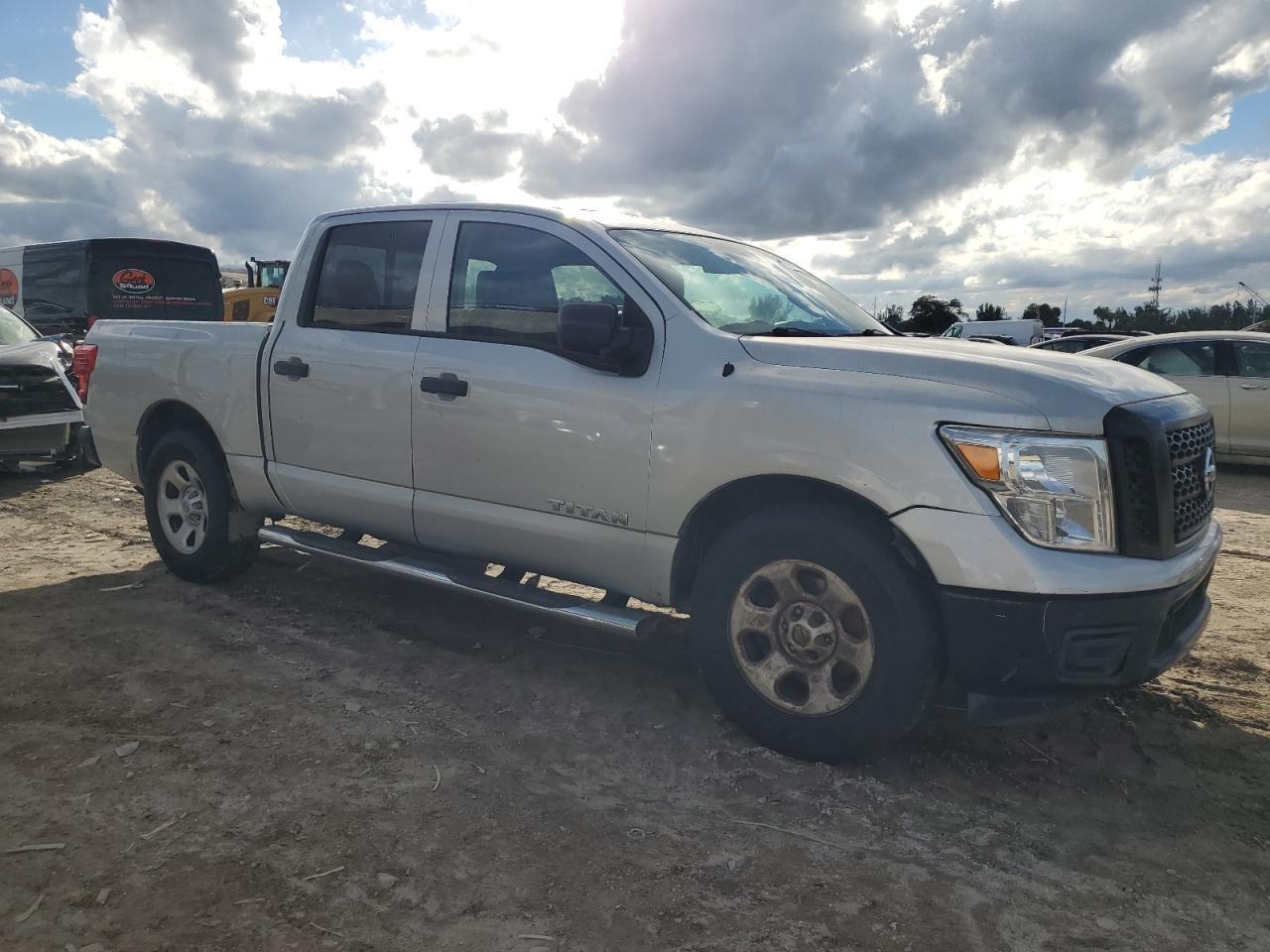 2017 Nissan Titan S vin: 1N6AA1EKXHN527167