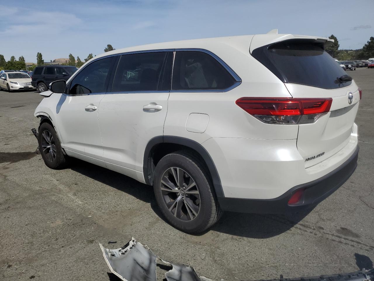 5TDZZRFH0HS214753 TOYOTA HIGHLANDER 2017