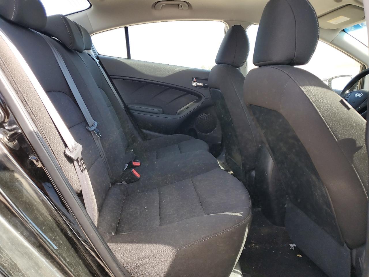 KNAFK4A65G5568477 2016 Kia Forte Lx