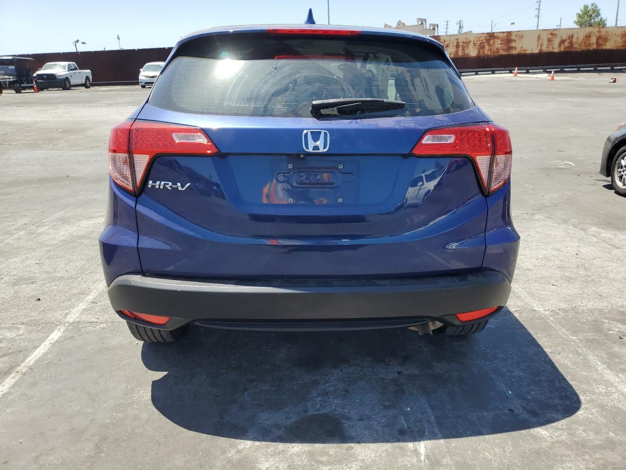 3CZRU5H39HM713246 2017 Honda Hr-V Lx