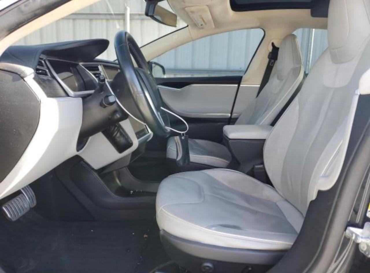 2013 Tesla Model S vin: 5YJSA1CP9DFP26709