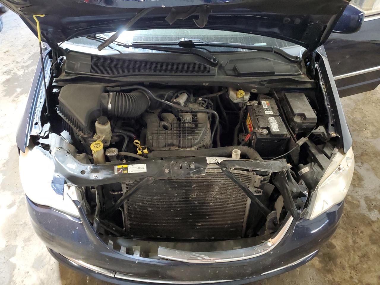 2C4RC1BG2DR714965 2013 Chrysler Town & Country Touring