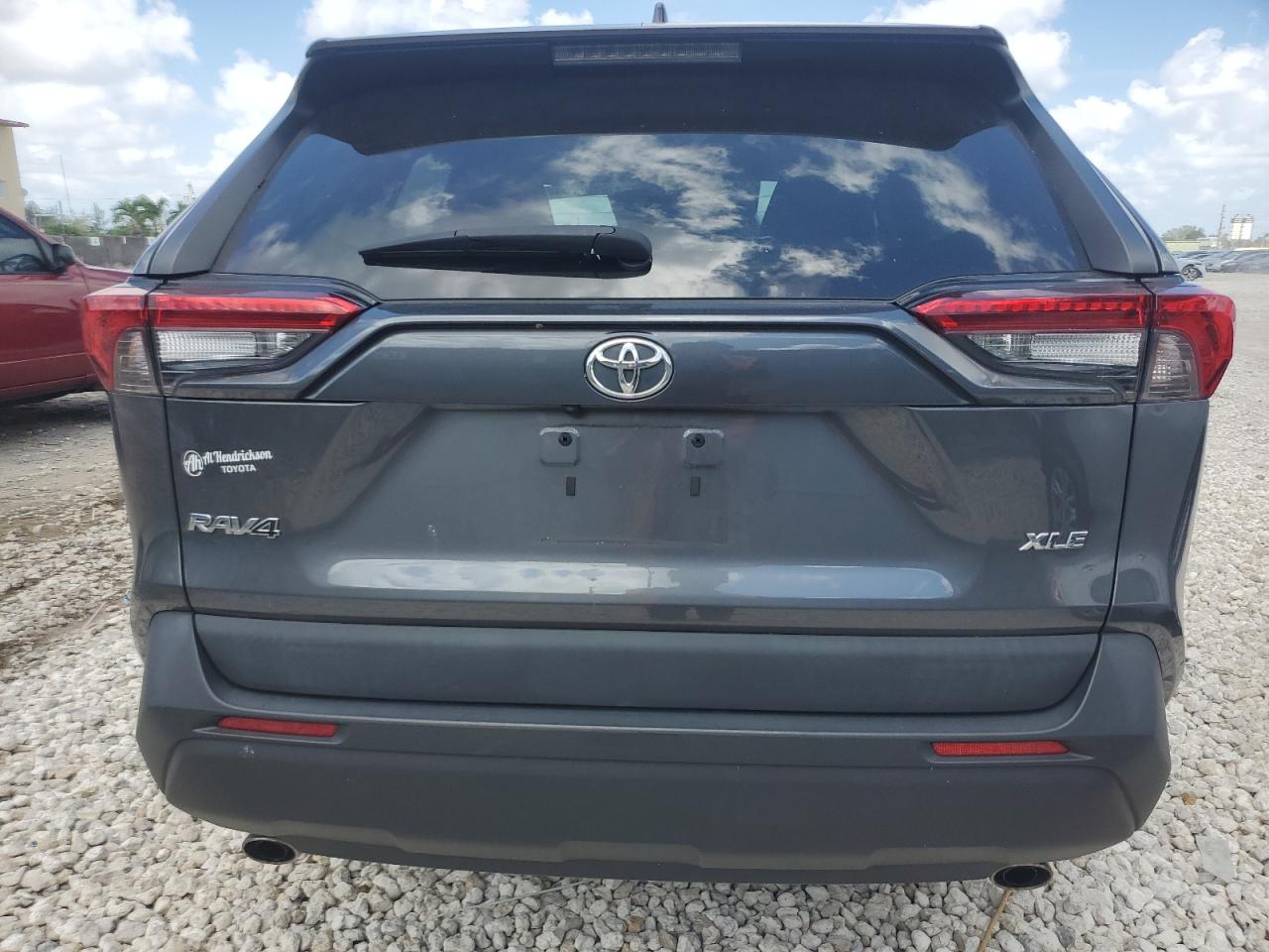 2T3C1RFV3MC111730 2021 Toyota Rav4 Xle Premium