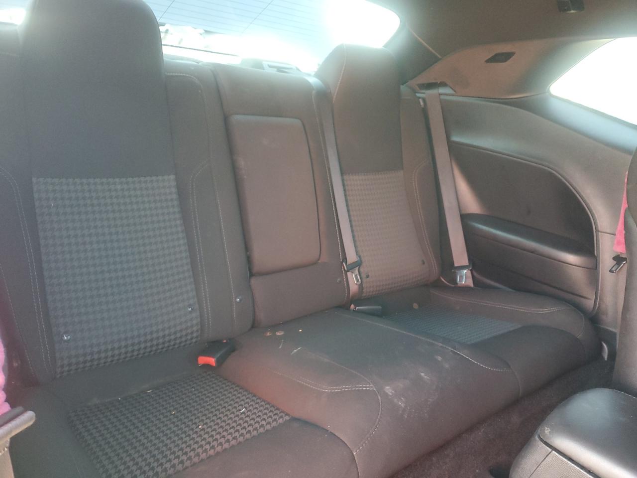 2C3CDZAG8JH111639 2018 Dodge Challenger Sxt