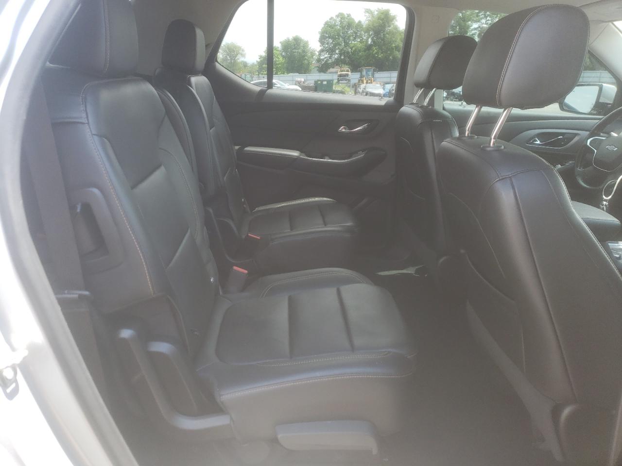1GNEVHKW6KJ281202 2019 Chevrolet Traverse Lt