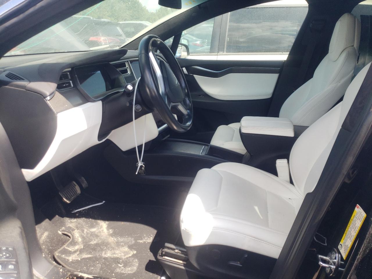 5YJXCDE28HF053761 2017 Tesla Model X