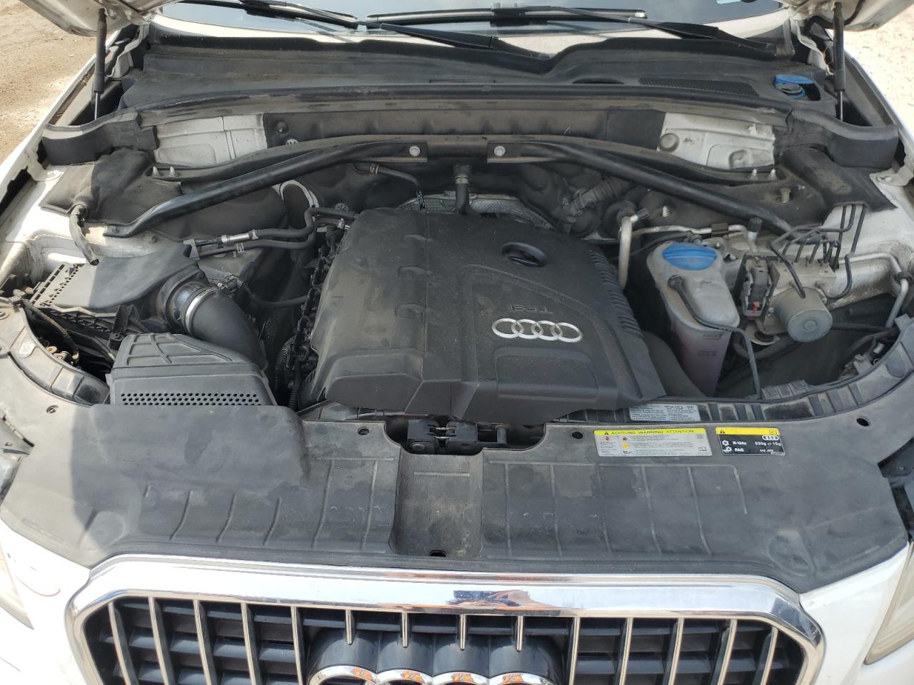 WA1CFAFP3EA042535 2014 Audi Q5 Premium