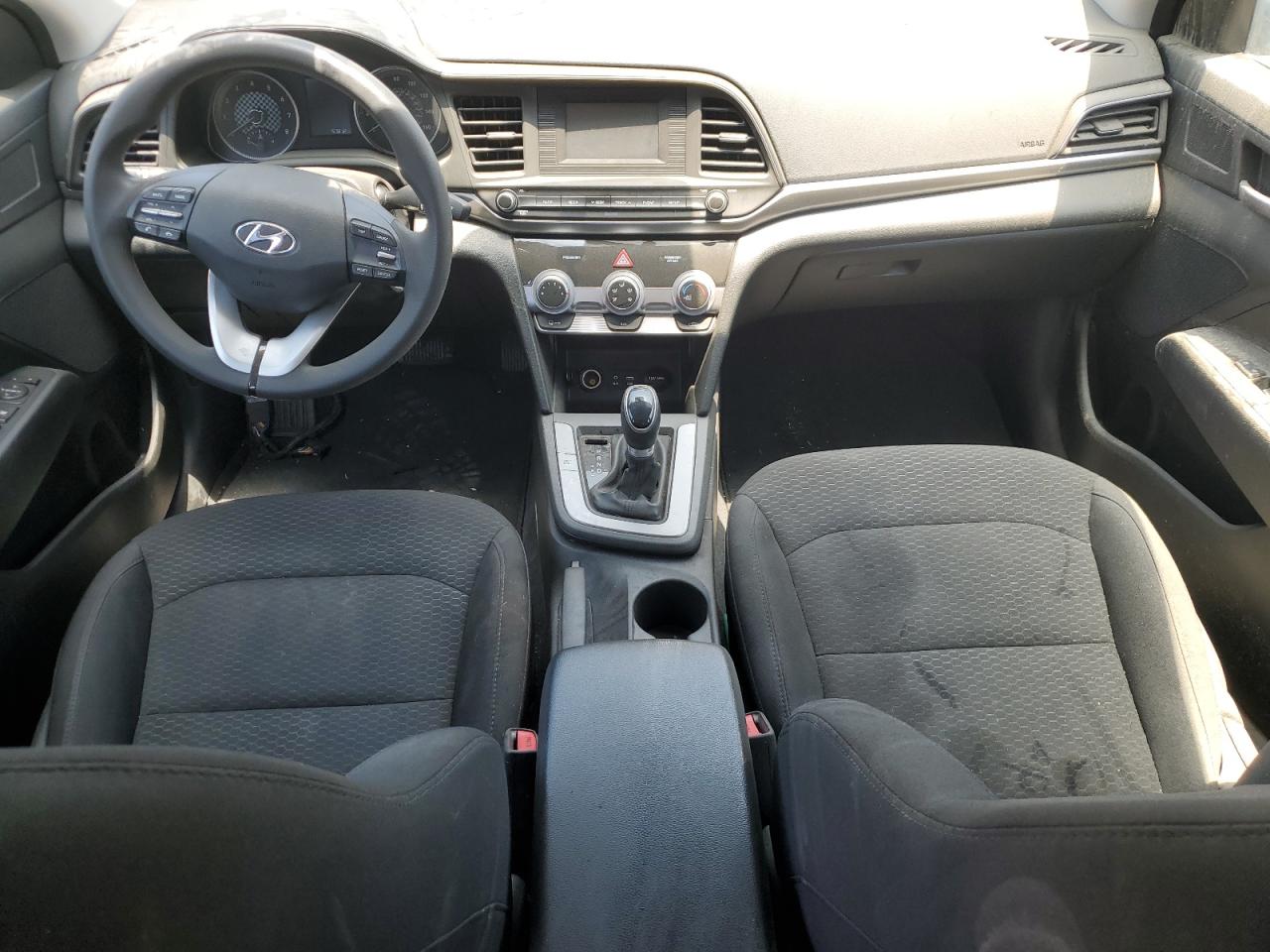 5NPD74LFXKH405552 2019 Hyundai Elantra Se