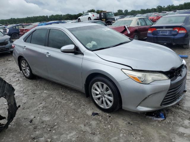 VIN 4T1BF1FK8FU888886 2015 Toyota Camry, LE no.4