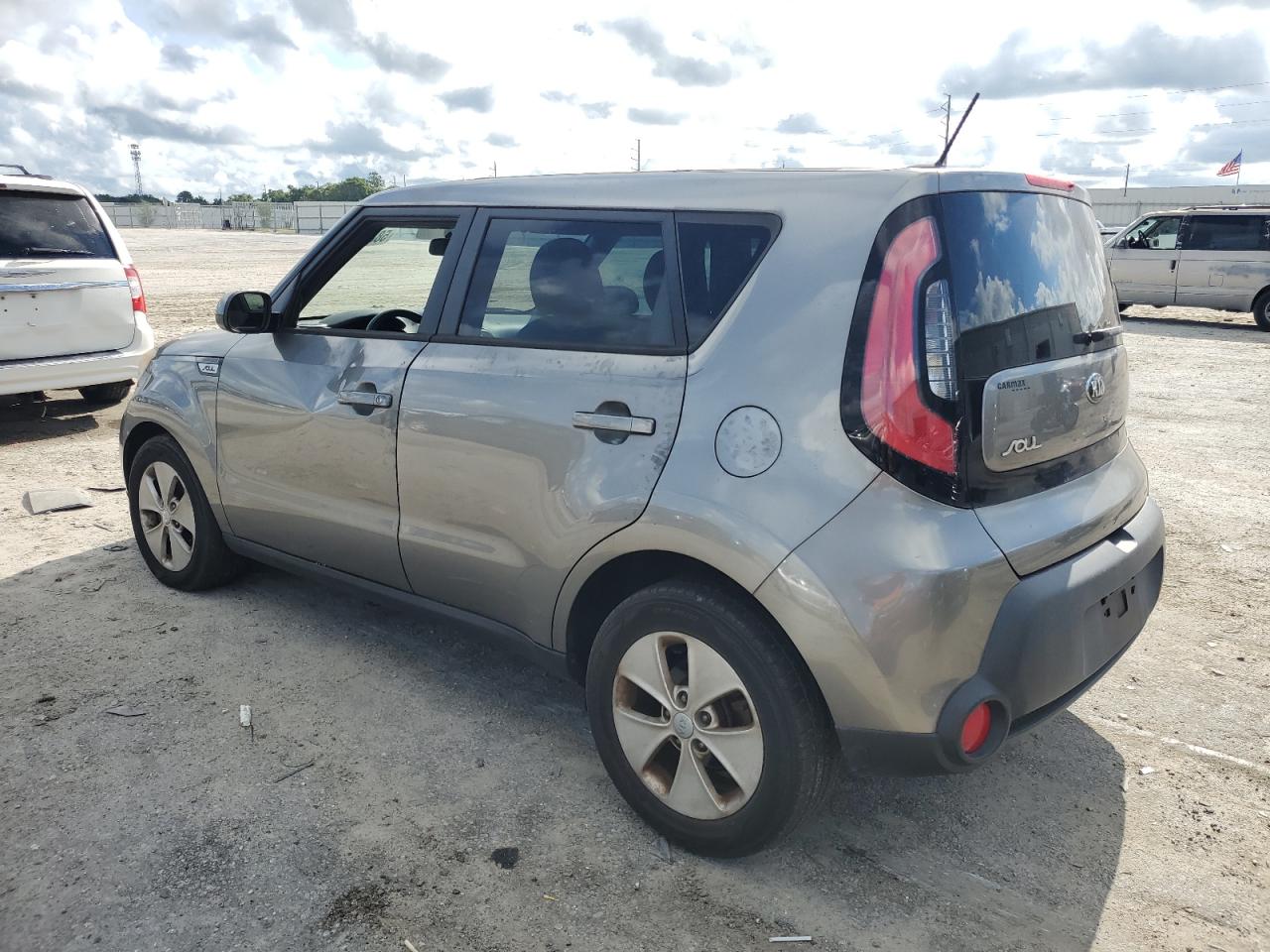 2015 Kia Soul vin: KNDJN2A21F7160163