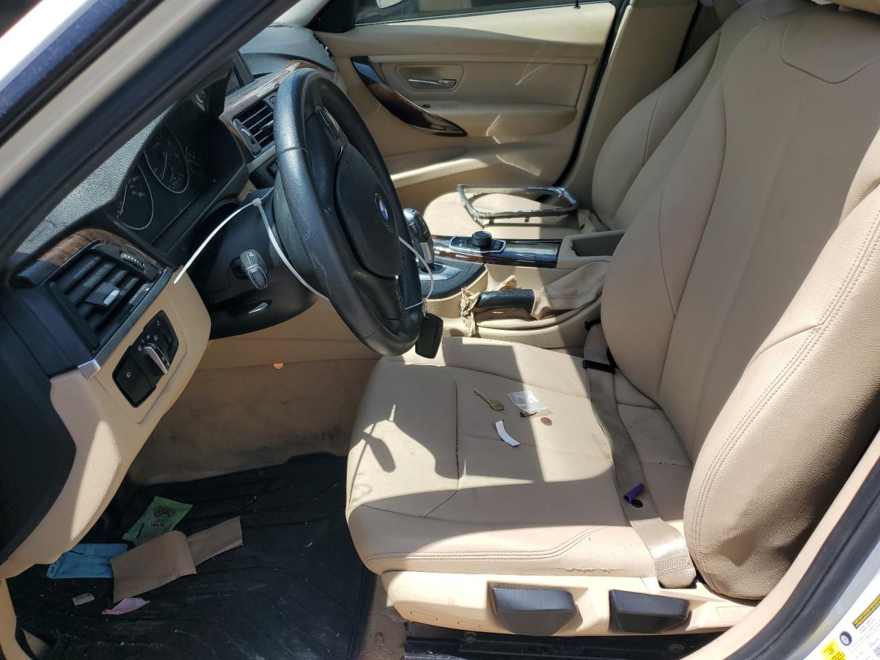 WBA3B1C53FK139070 2015 BMW 320 I