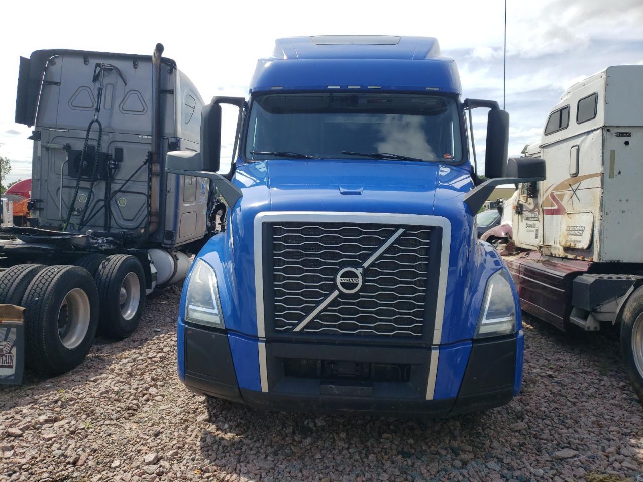 4V4NC9EH7KN904079 VOLVO VN 2019