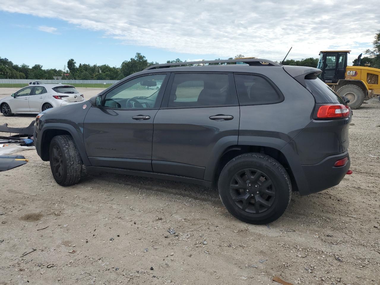 2015 Jeep Cherokee Trailhawk vin: 1C4PJMBS4FW511167