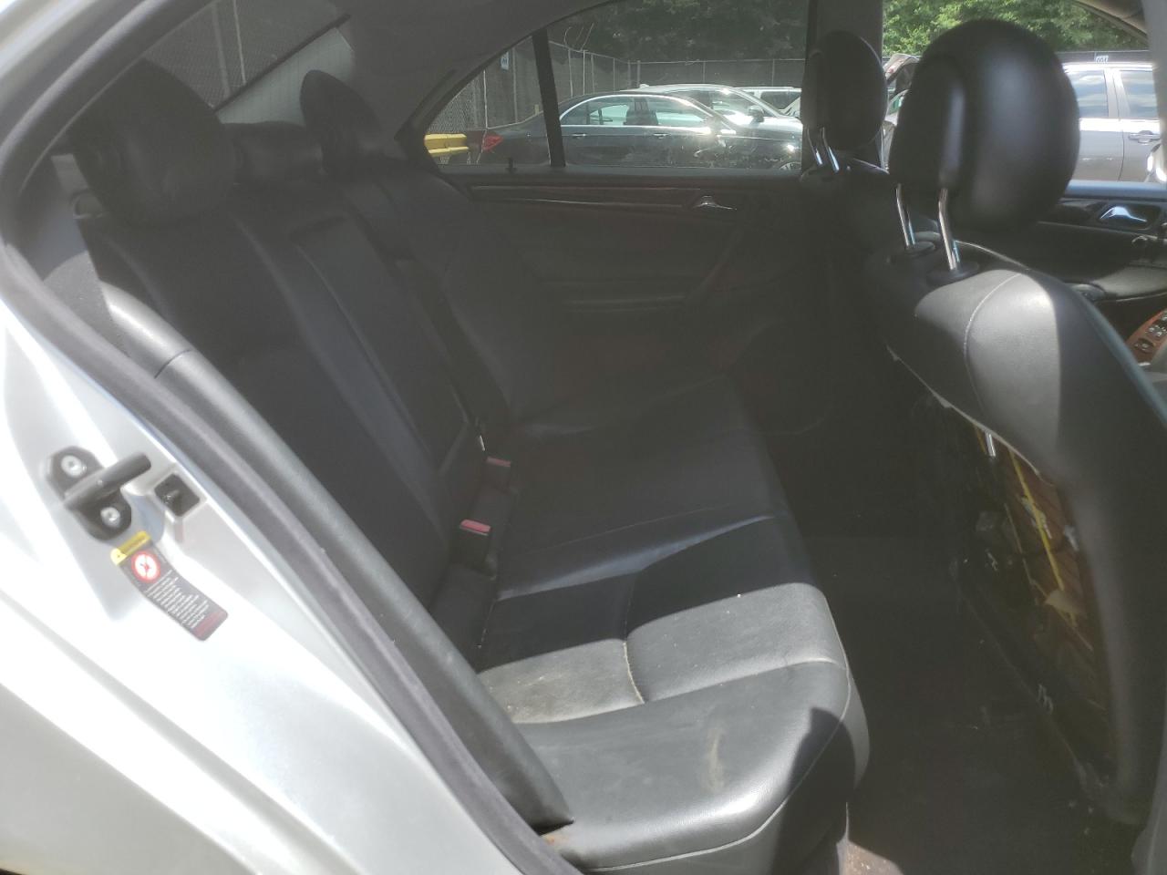 WDBRF84J44F538483 2004 Mercedes-Benz C 320 4Matic