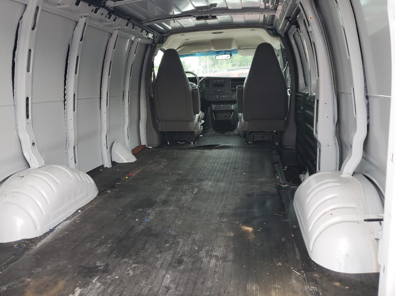 1GTW7AFP2N1236540 2022 GMC Savana G2500