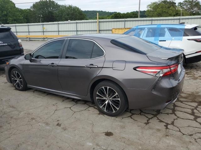 VIN 4T1B11HK6JU609794 2018 Toyota Camry, L no.2