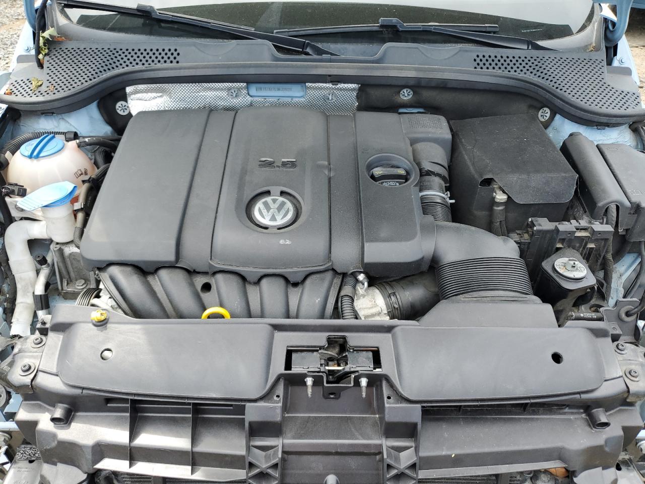 3VWJX7AT2EM632629 2014 Volkswagen Beetle