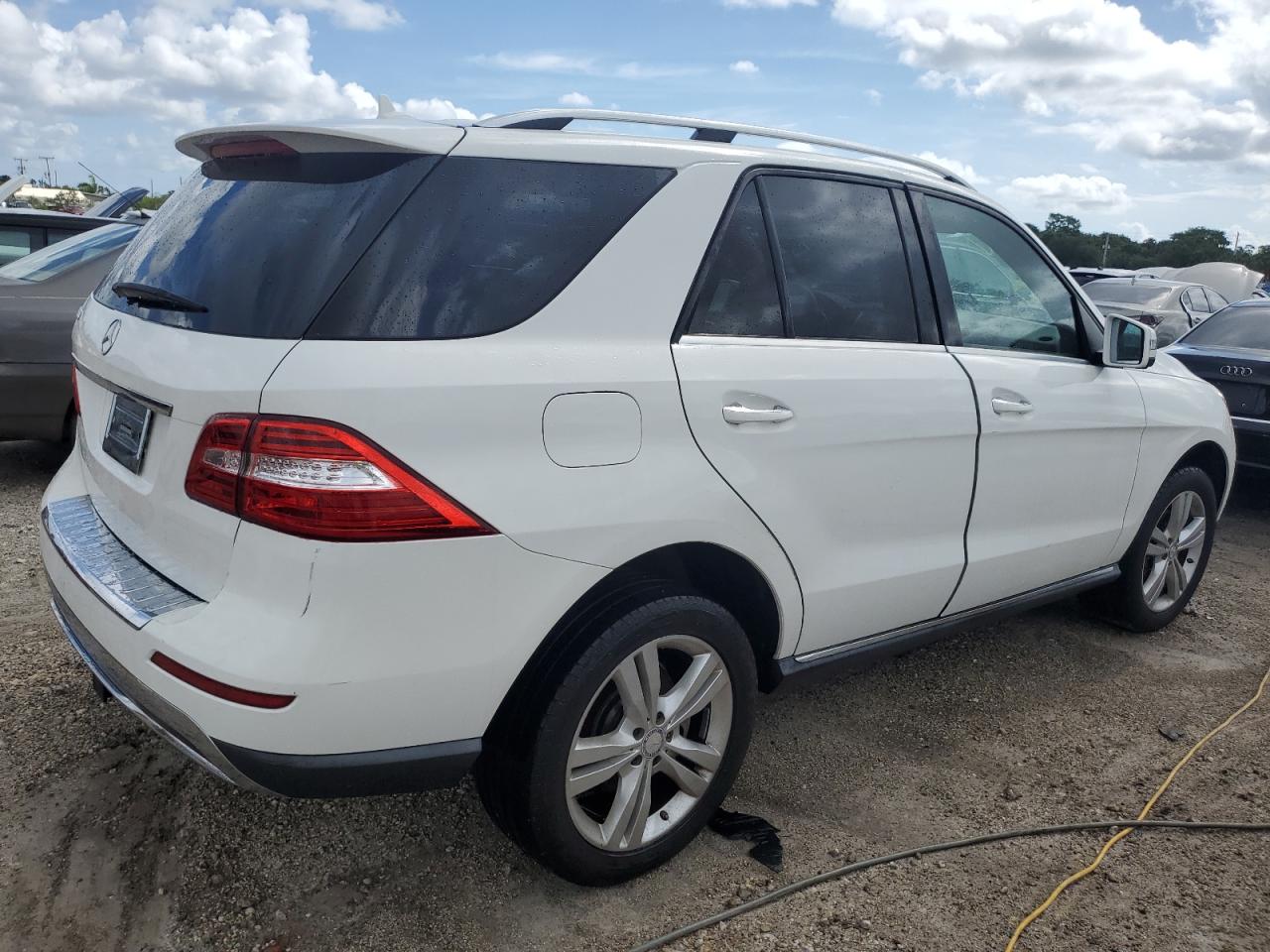 4JGDA5JB1FA513784 2015 Mercedes-Benz Ml 350