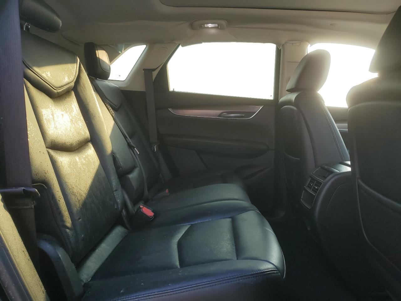 1GYKNDRS0HZ167109 2017 Cadillac Xt5 Luxury