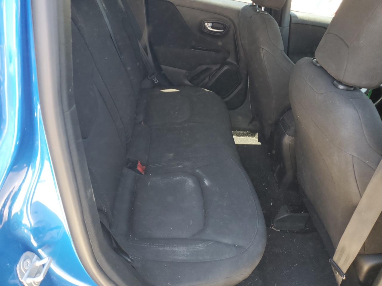 ZACNJAAB3LPL97689 2020 Jeep Renegade Sport