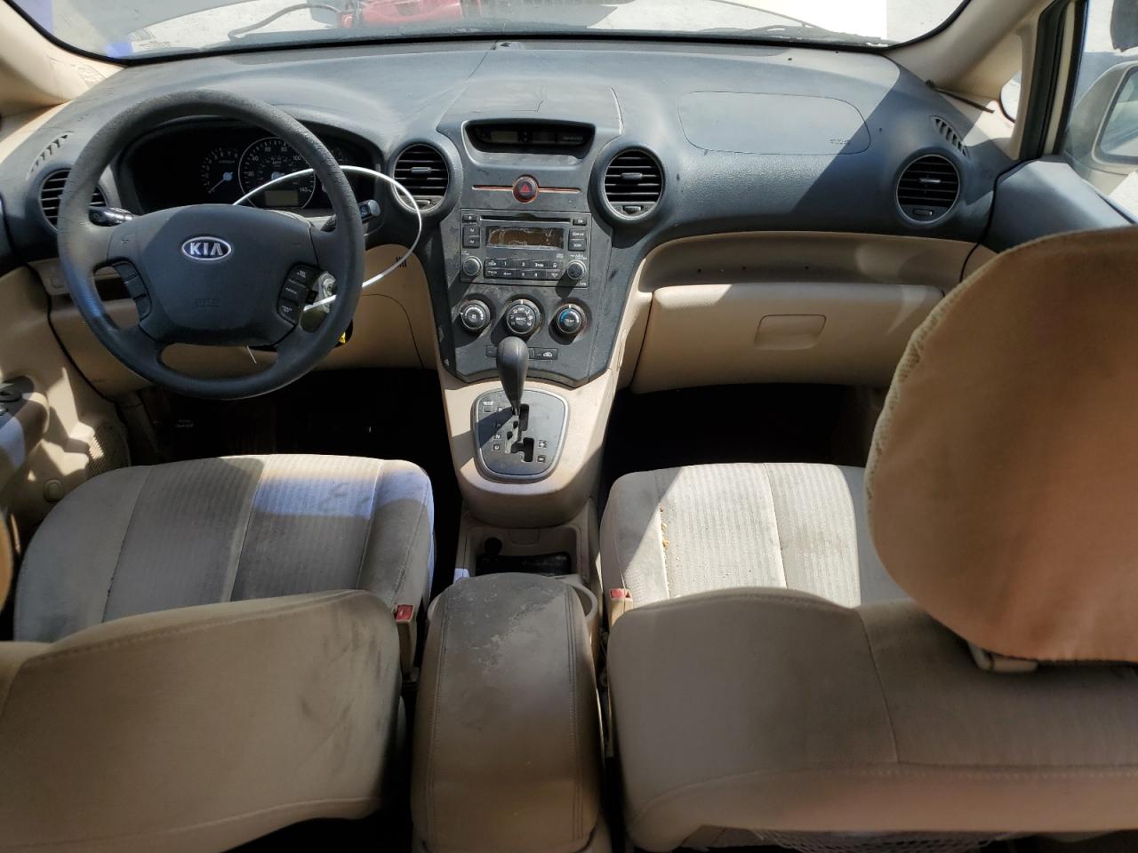 KNAFG526687152899 2008 Kia Rondo Lx