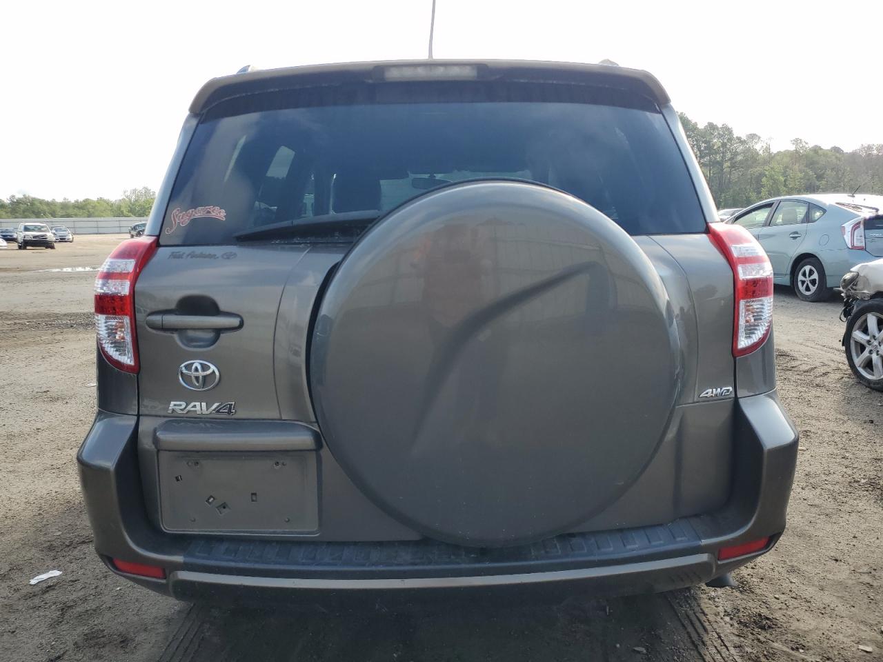 JTMBF4DVXB5038622 2011 Toyota Rav4