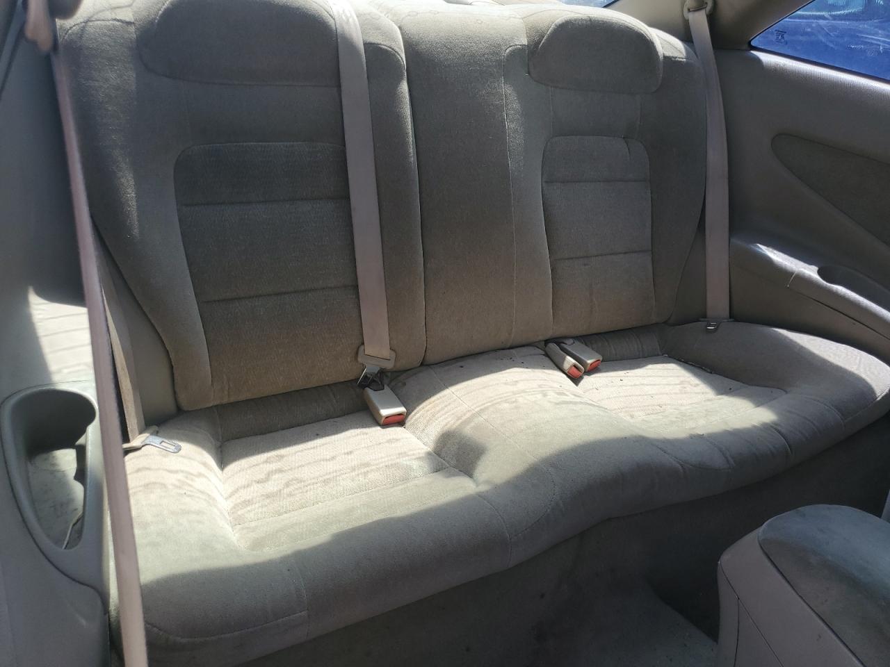 1HGCG3265YA002250 2000 Honda Accord Lx