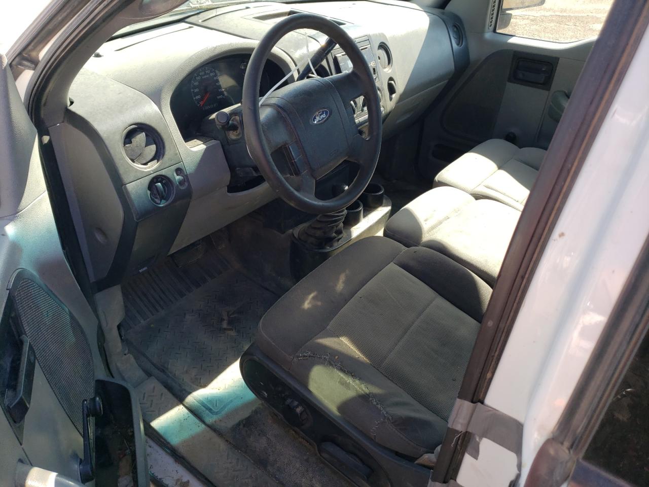 1FTRF14W65NB66091 2005 Ford F150